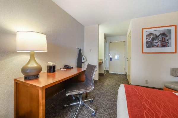 Comfort Inn Humboldt Bay - Eureka image 7